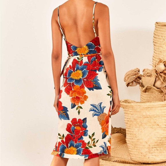 FARM Rio Pineapple Flowers Viscose Square Neck Tied Waist Colorful Midi Dress - Picture 2 of 4
